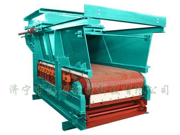 帶式（甲帶）給料機(jī)具有運(yùn)行平穩(wěn)、節(jié)能、環(huán)保等優(yōu)點(diǎn)